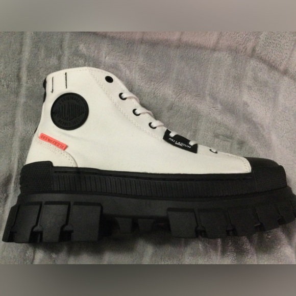 Palladium Women’s Revolt HI TX Platform Canvas Star White Boots Size 7.5 - Picture 9 of 12